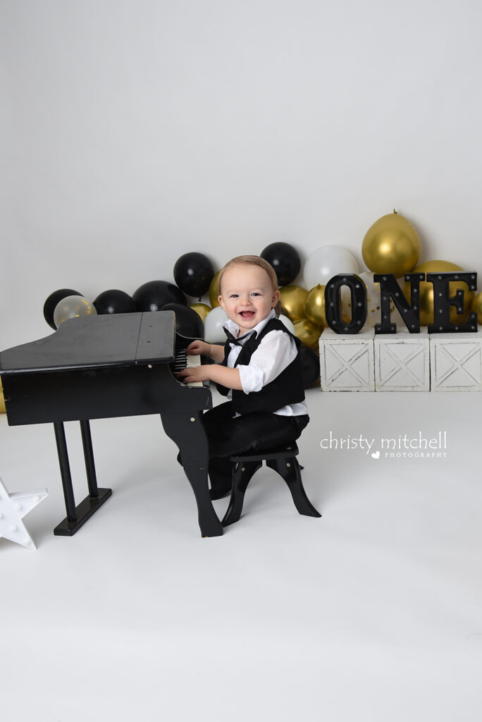 1st birthday celebration , photo session , in my cozy studio located in Wallingford, CT 